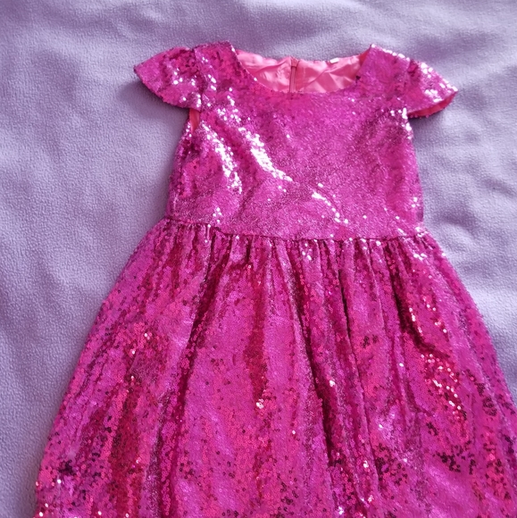 Other - Full sparkly sequin dress- for little girls